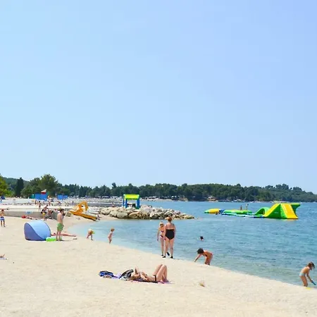 In Pula/istrien 17457 Apartment *