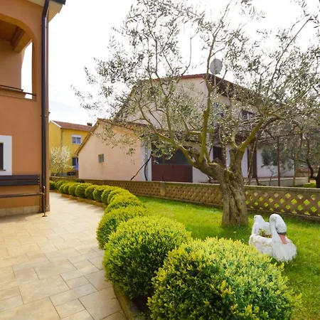 In - Istrien 17457 Apartamento *